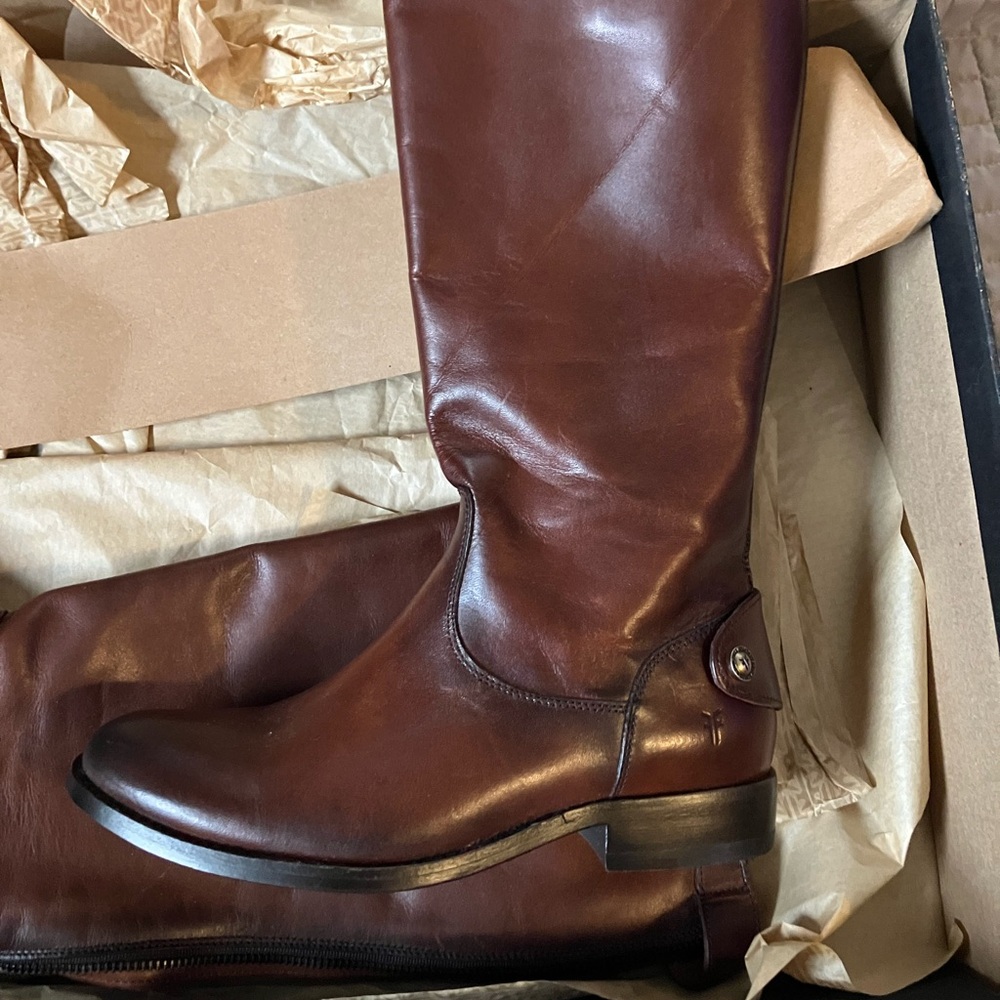 Frye Genuine Leather Boots Size 6